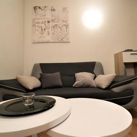Ideal Appartement-fewo 3-bettwohnung Nr- 3 By Interhome Saas-Fee